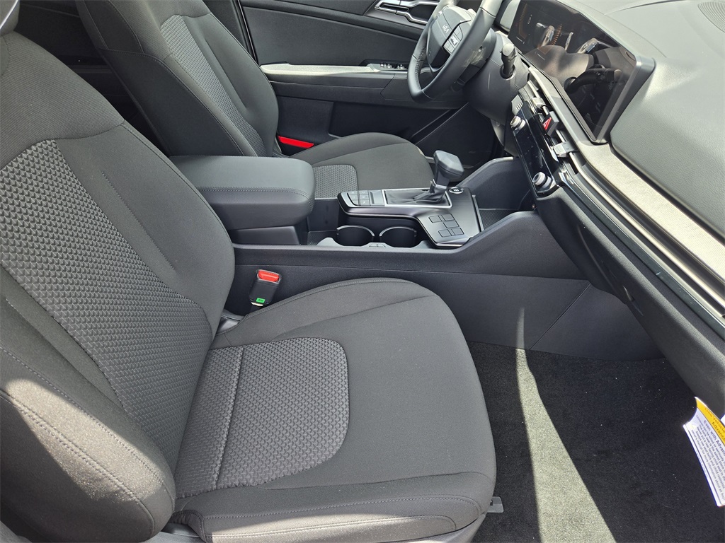 2026 Kia Sportage LX - 9