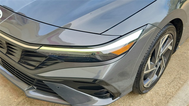 2024 Hyundai Elantra