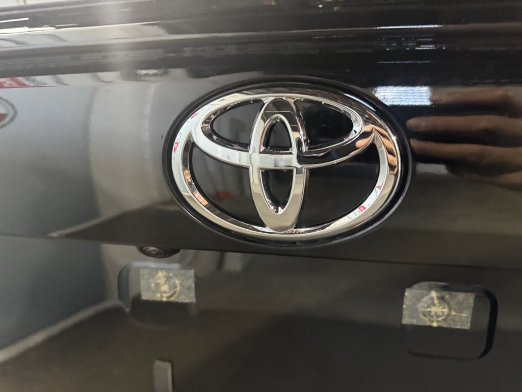 Thumbnail: 2025 Toyota RAV4 - 23