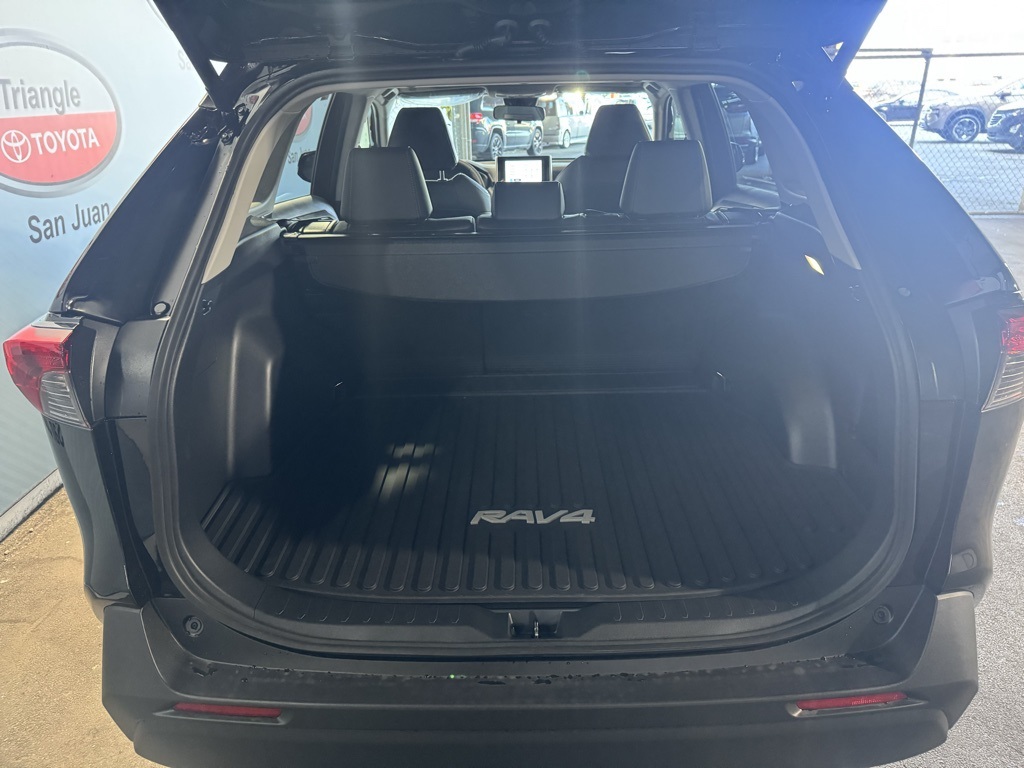 Thumbnail: 2025 Toyota RAV4 - 25