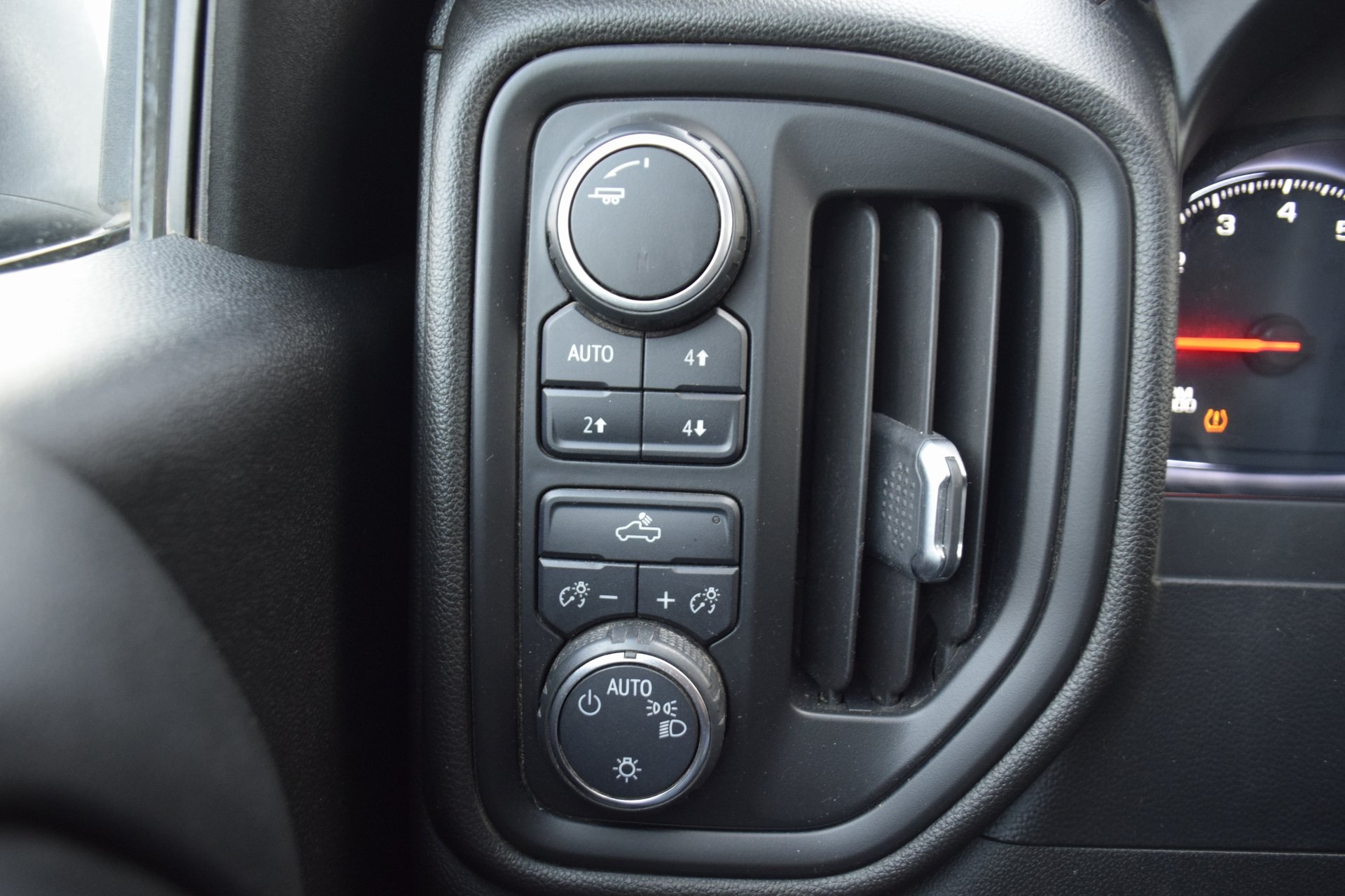 2019 Chevrolet Silverado 1500 Custom Trail Boss White at Emmons Autoplex