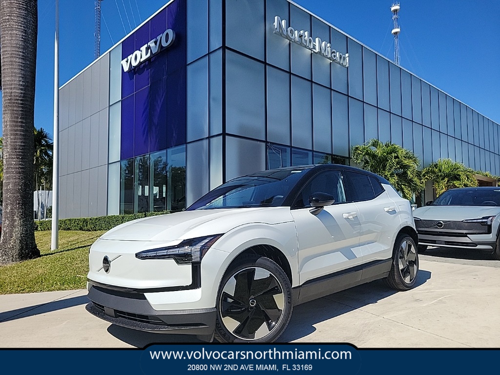 2026 Volvo EX30 Twin Motor Performance Plus