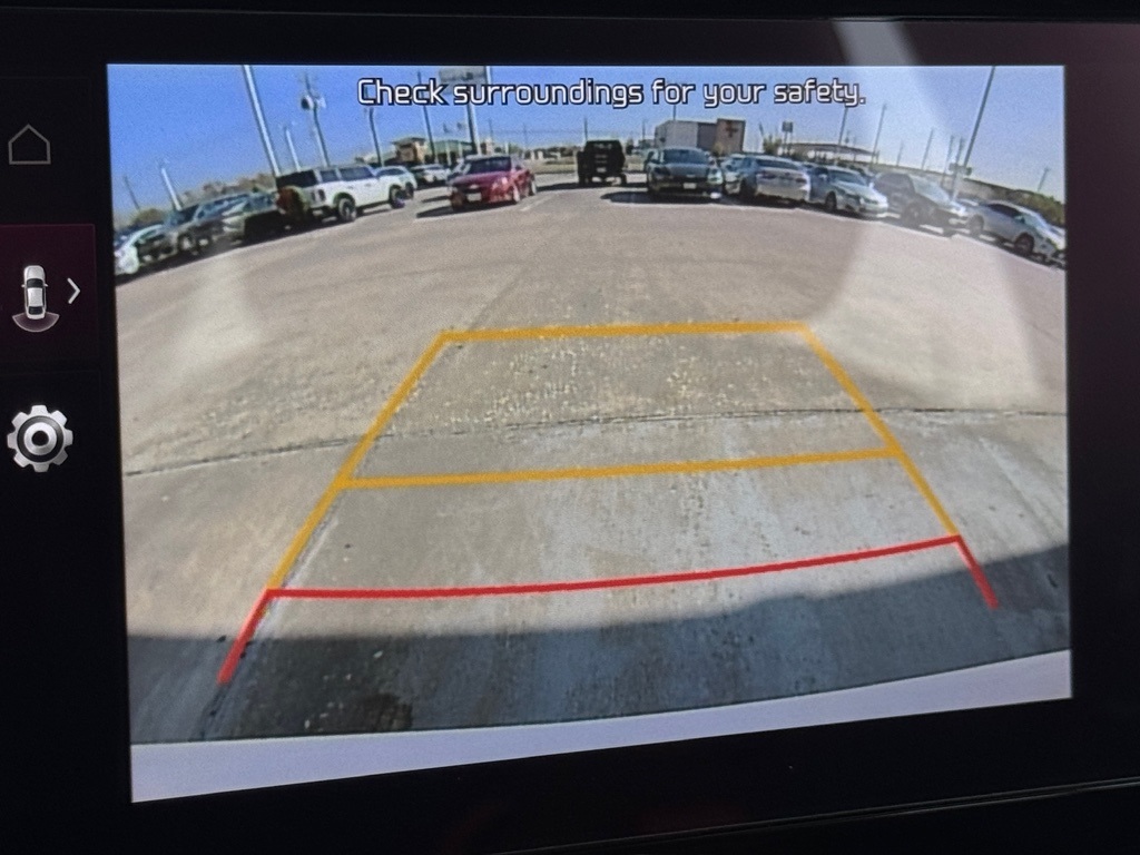 2022 Kia Sorento S - 5