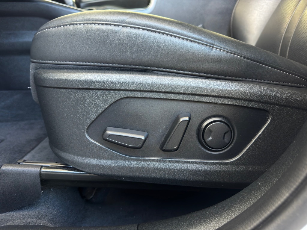 2022 Kia Sorento S - 8