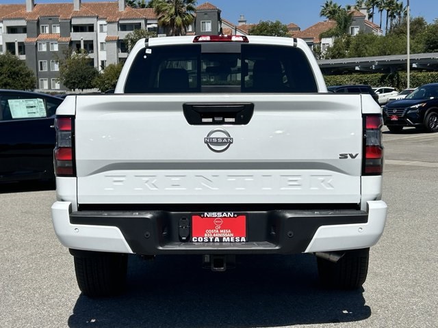 2024 Nissan Frontier SV photo 3
