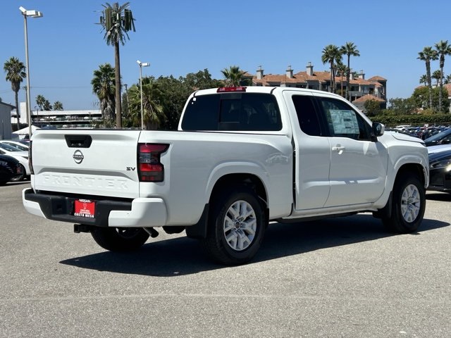 2024 Nissan Frontier SV photo 4