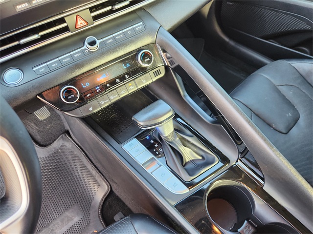 2021 Hyundai Elantra Limited Black at Durrett Motor Company