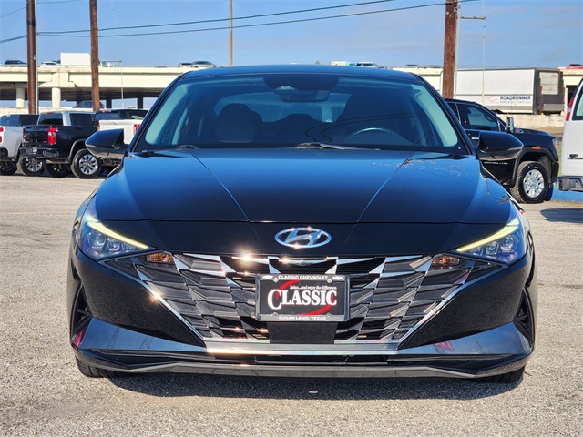 2021 Hyundai Elantra Limited Black at Durrett Motor Company