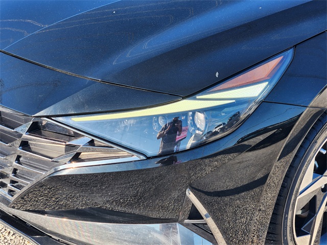 2021 Hyundai Elantra Limited Black at Durrett Motor Company