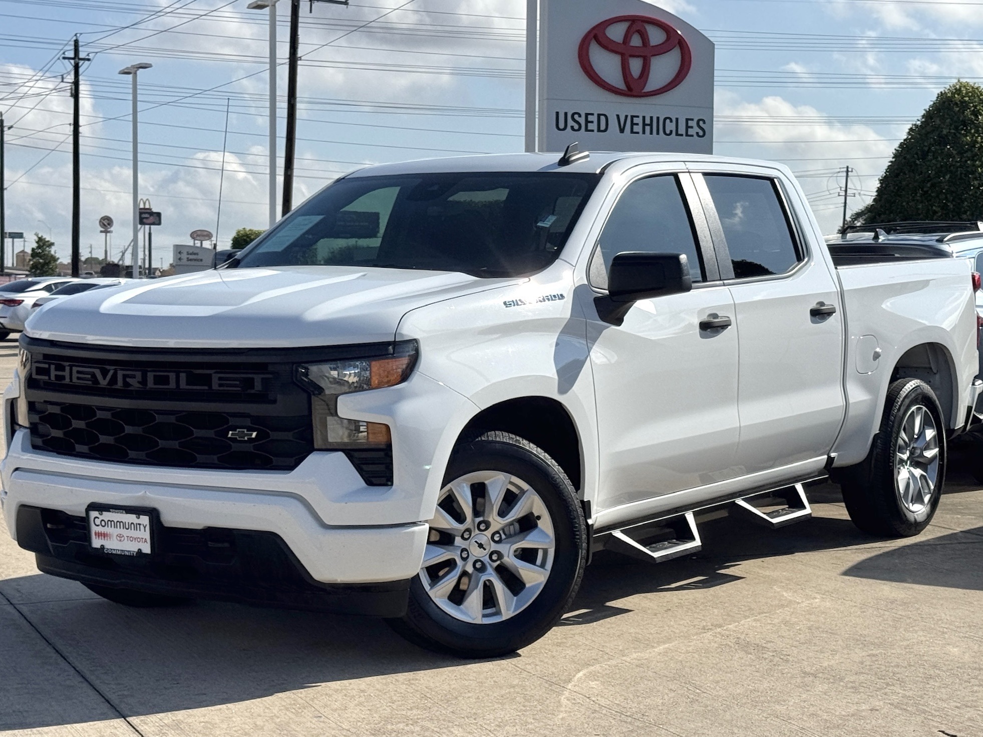 2022 Chevrolet Silverado 1500 Custom - 0