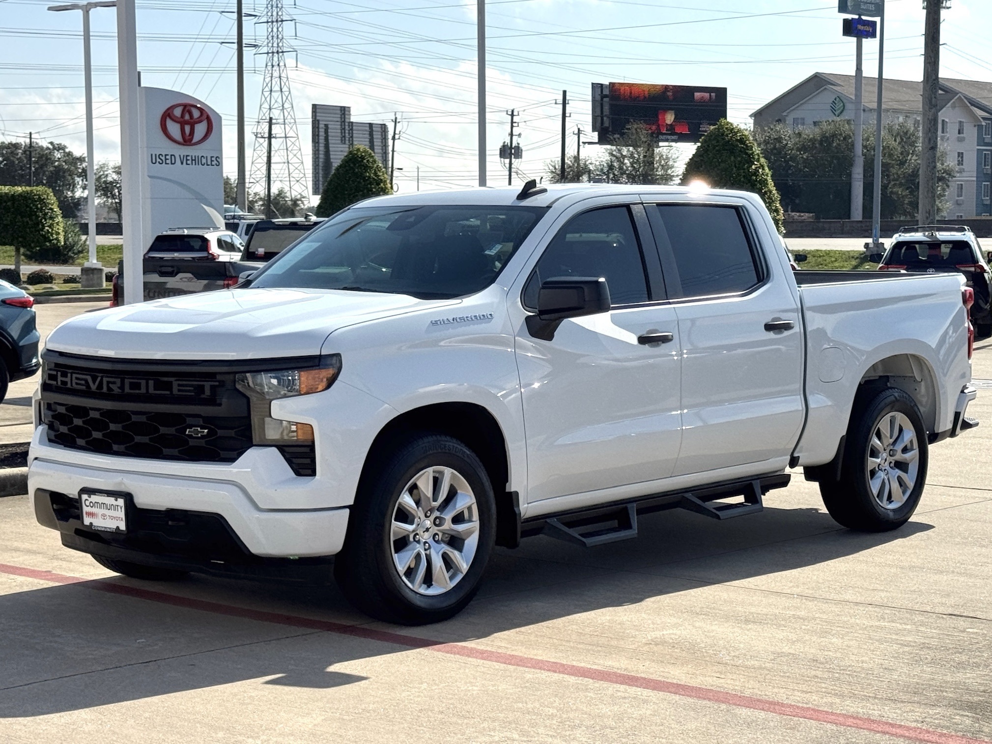 2022 Chevrolet Silverado 1500 Custom - 9