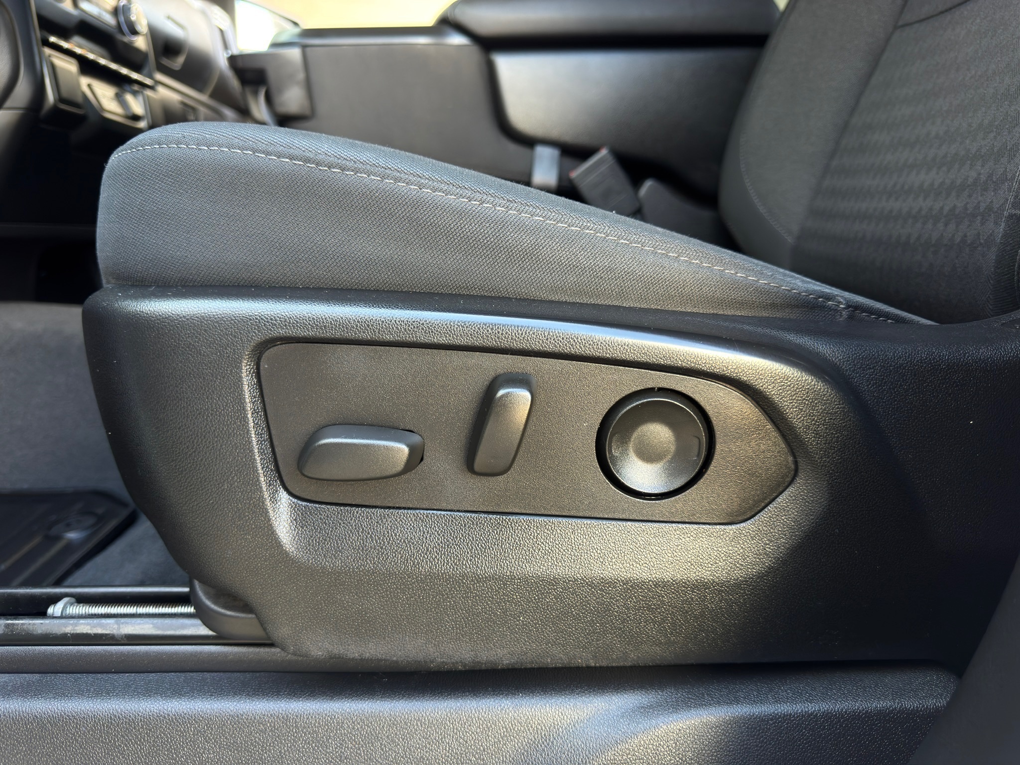 2022 Chevrolet Silverado 1500 Custom - 7