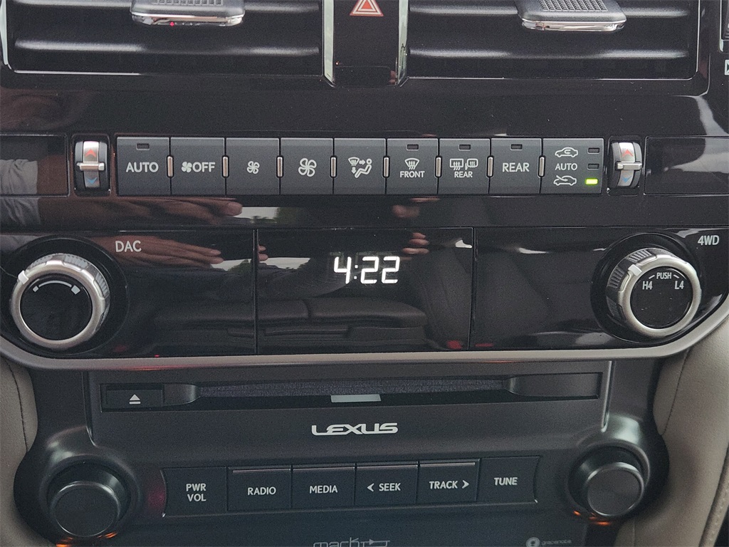 2023 Lexus GX 460 Silver at South Houston Nissan