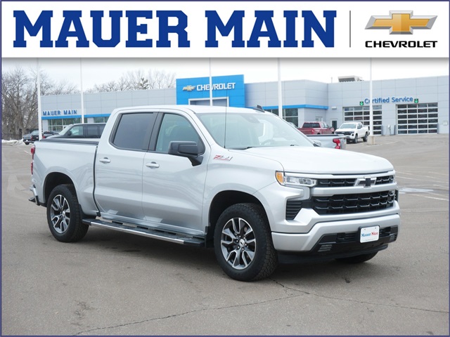 2022 Chevrolet Silverado 1500 RST Crew Cab 4WD