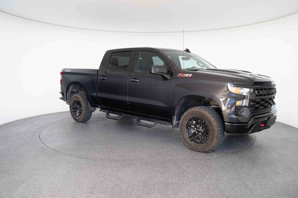 2023 Chevrolet Silverado 1500 Custom Trail Boss Crew Cab 4WD