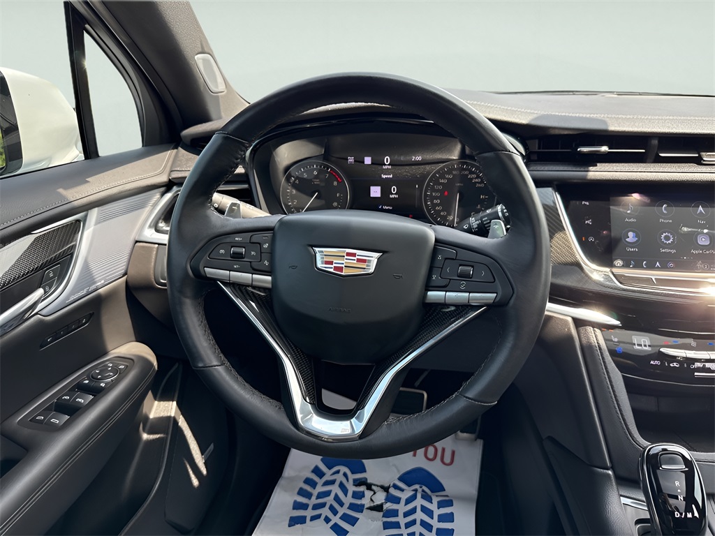 2023 Cadillac XT6