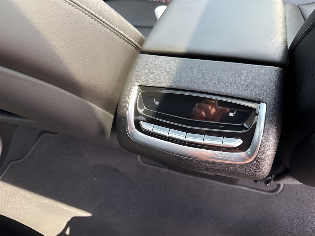 2023 Cadillac XT6