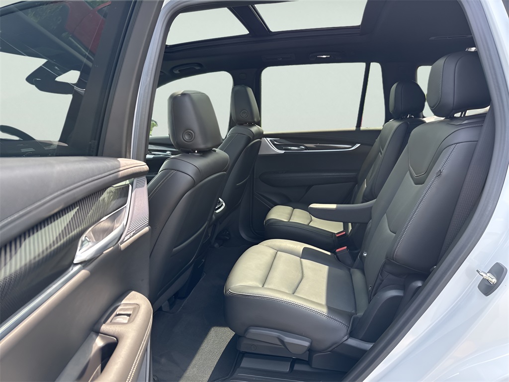 2023 Cadillac XT6