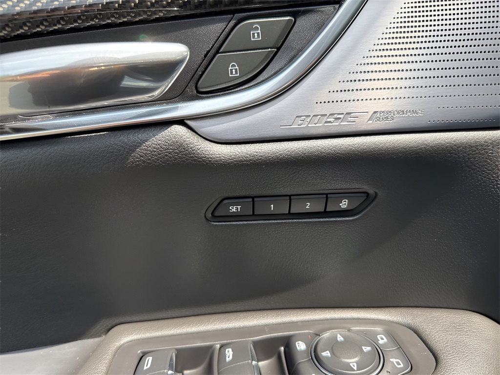 2023 Cadillac XT6