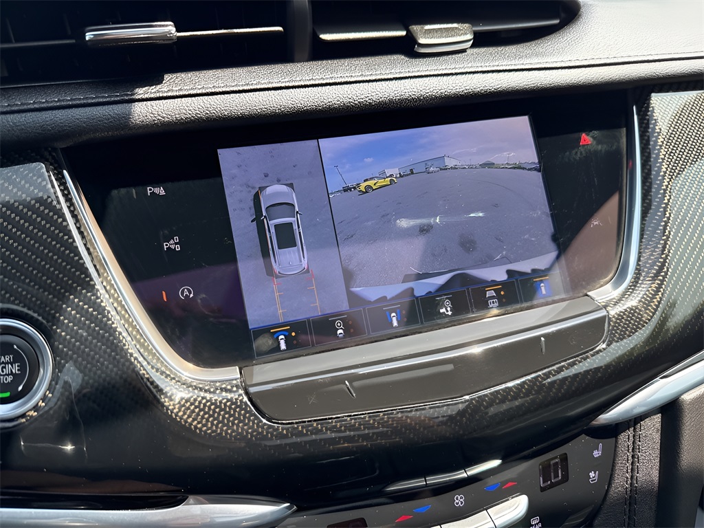 2023 Cadillac XT6