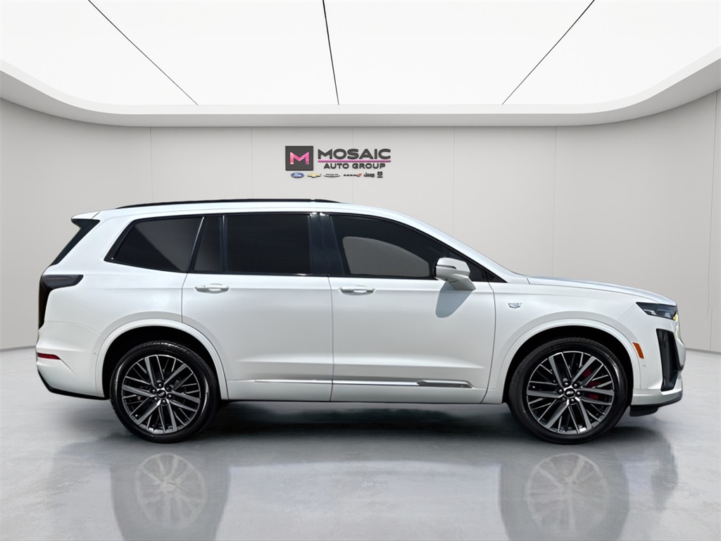 2023 Cadillac XT6