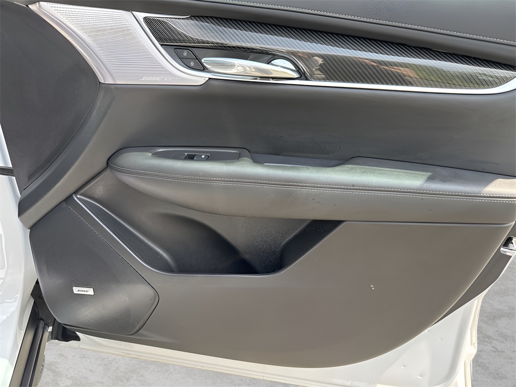 2023 Cadillac XT6