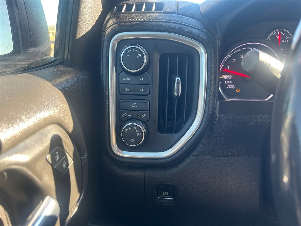 Used Car 2019 Chevrolet Silverado 1500  Lt For Sale Under $25,000 In Floresville, Texas