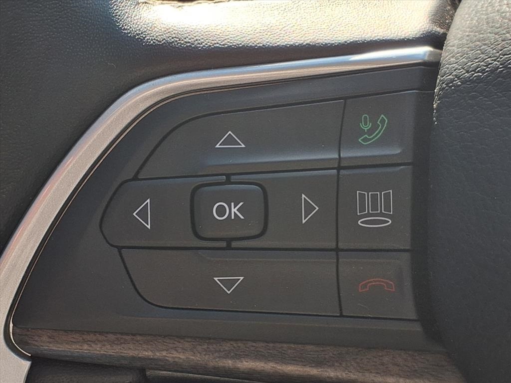 2022 Jeep Grand Cherokee L Limited White at Gullo Toyota