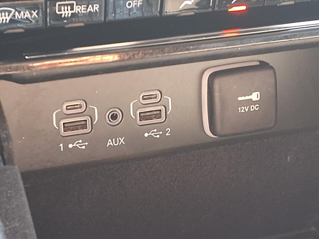 2022 Jeep Grand Cherokee L Limited White at Gullo Toyota