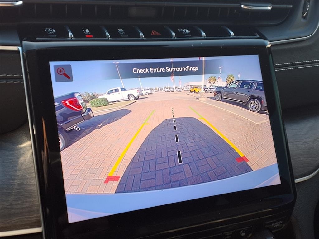 2022 Jeep Grand Cherokee L Limited White at Gullo Toyota