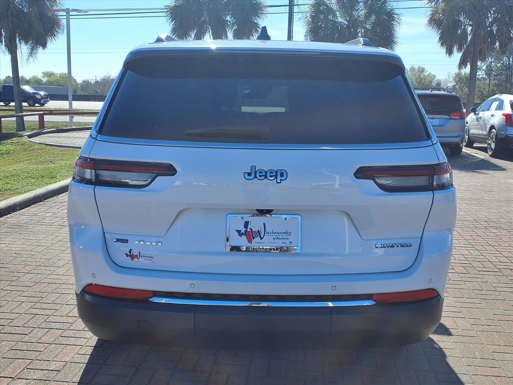 2022 Jeep Grand Cherokee L Limited White at Gullo Toyota