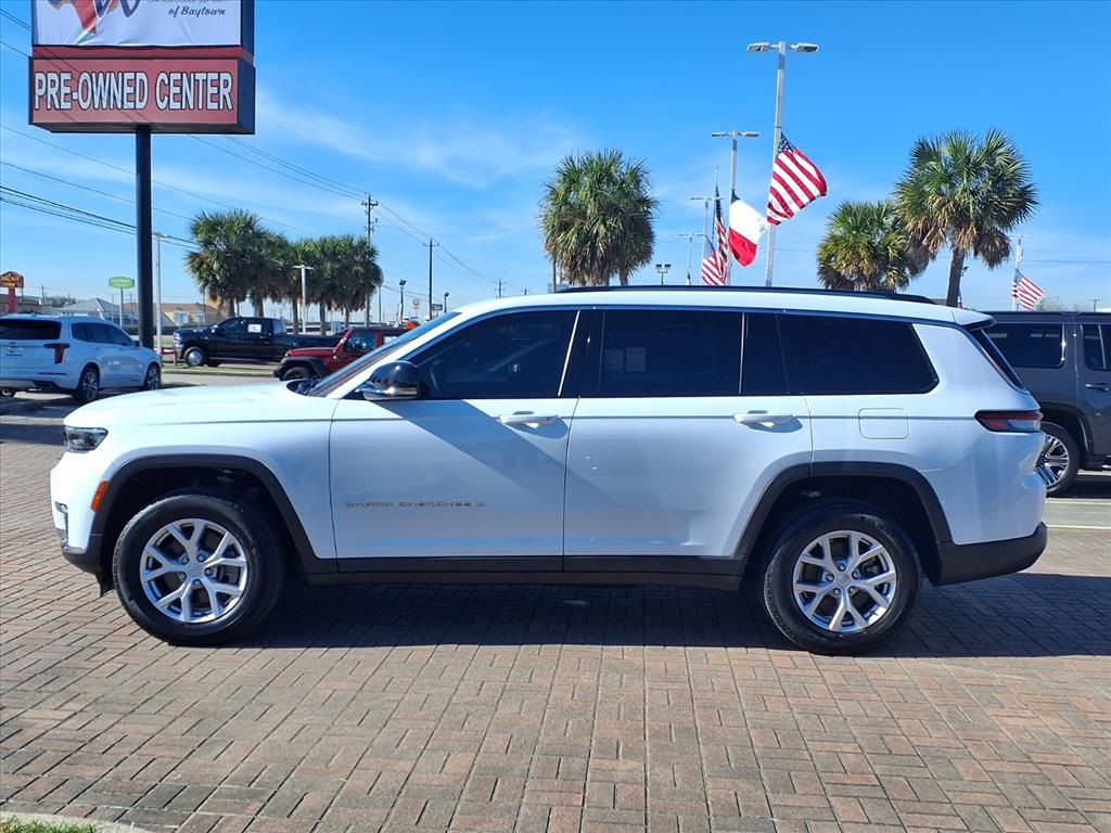 2022 Jeep Grand Cherokee L Limited White at Gullo Toyota