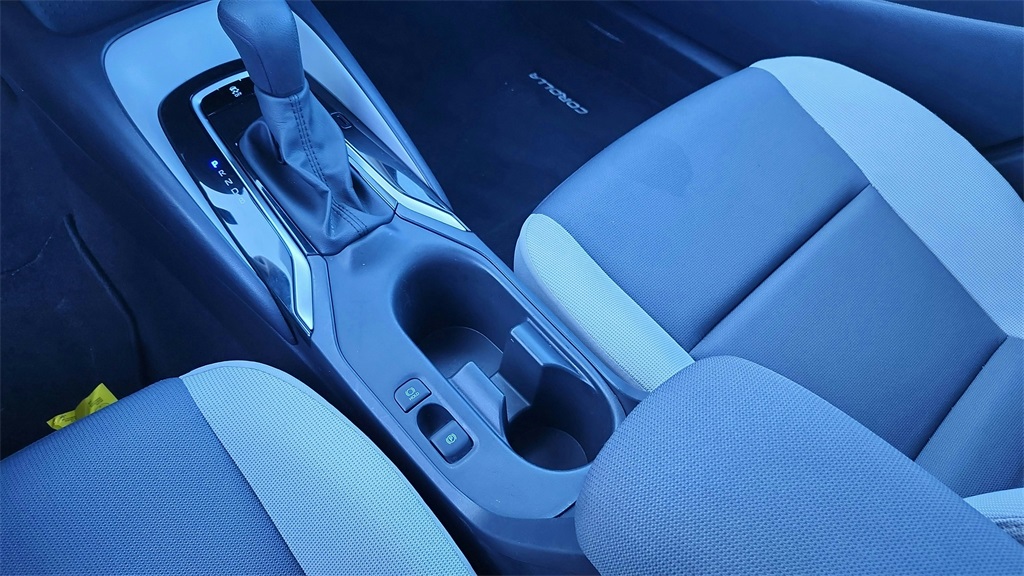 2025 Toyota Corolla - Image 14