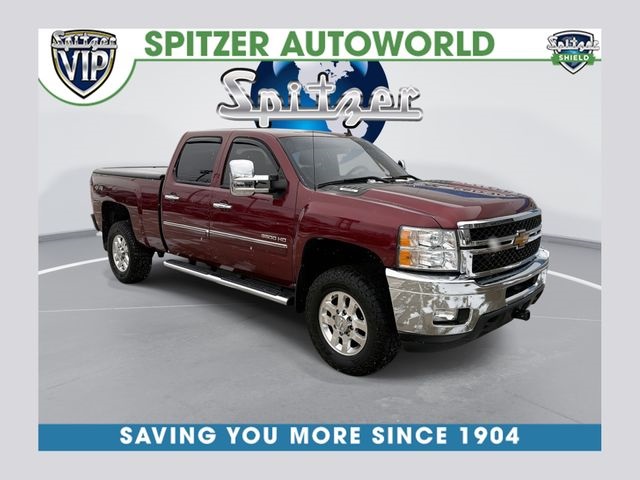 2014 Chevrolet Silverado 3500HD LT Crew Cab 4WD