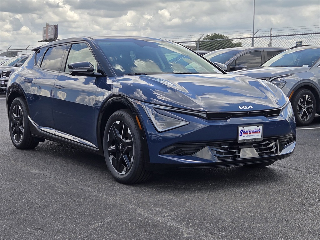 2025 Kia EV6 Wind - 1