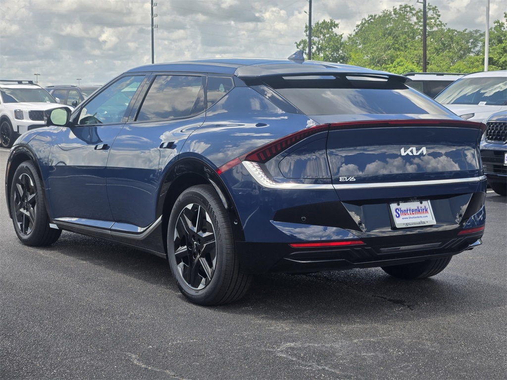 2025 Kia EV6 Wind - 2