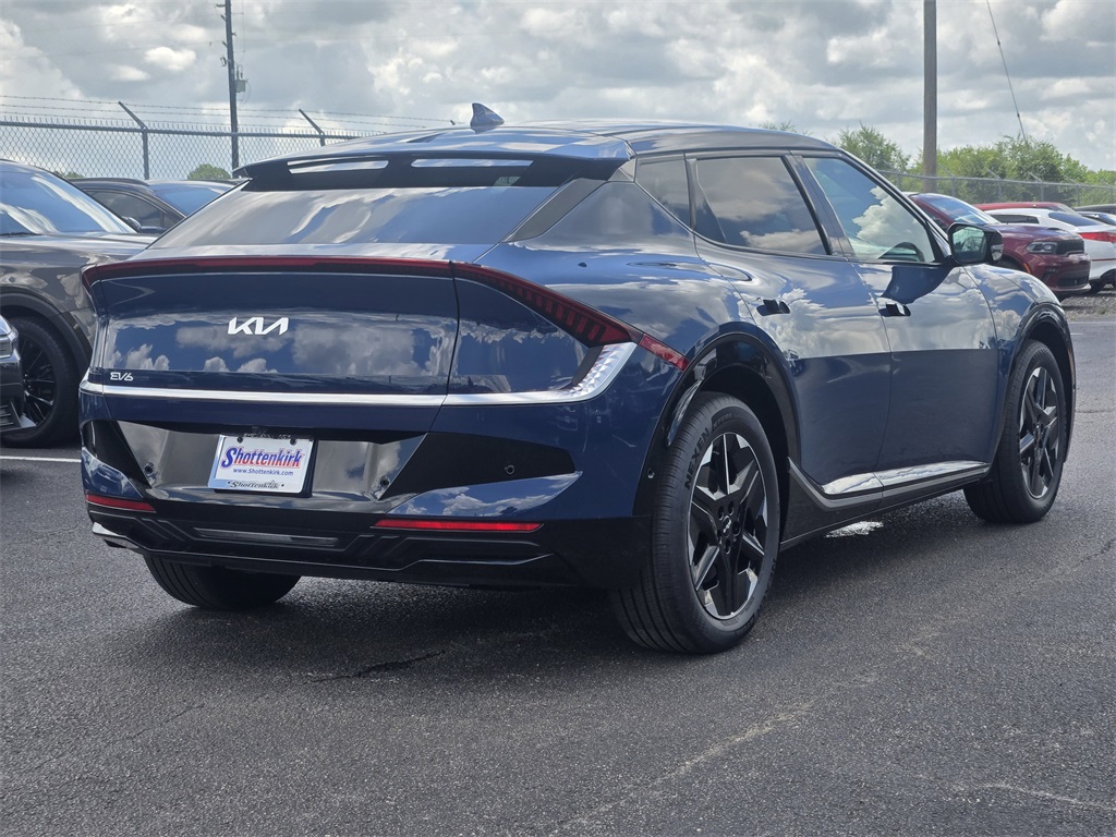 2025 Kia EV6 Wind - 3