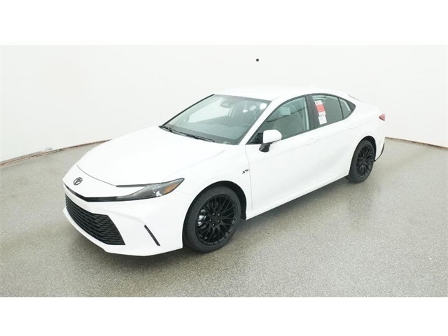 2026 Toyota Camry LE FWD