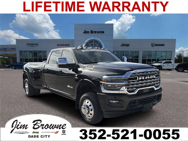 2025 RAM 3500 Limited Crew Cab LB DRW 4WD