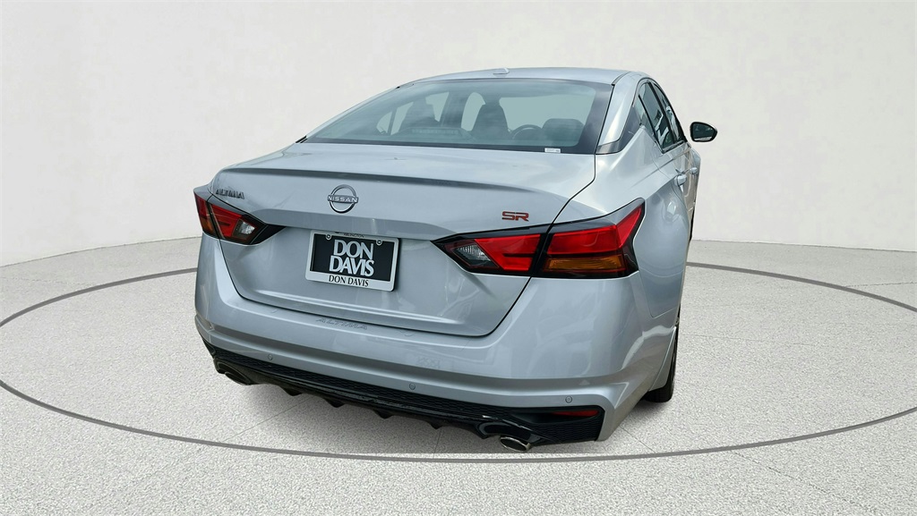 2025 Nissan Altima