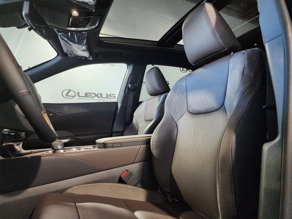 Thumbnail: 2025 Lexus RX - 15