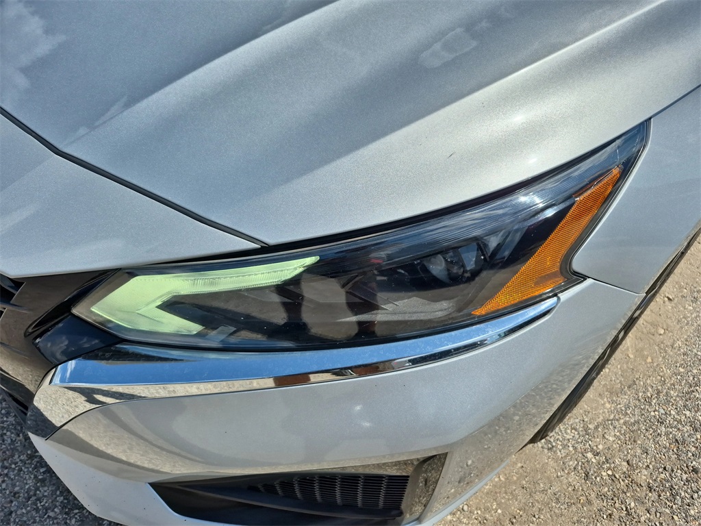 2023 Nissan Altima 2.5 SV Silver at Community Kia