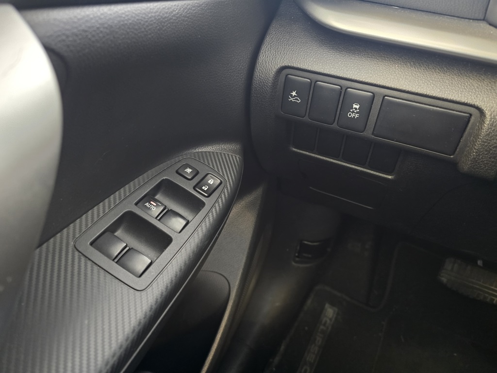 Thumbnail: 2024 Mitsubishi Eclipse Cross - 12