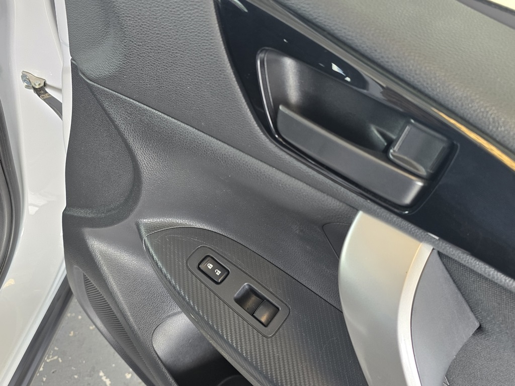 Thumbnail: 2024 Mitsubishi Eclipse Cross - 14