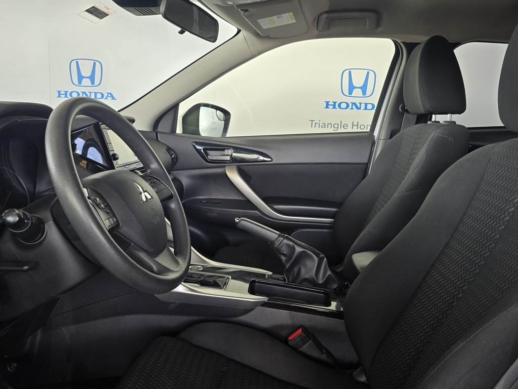 Thumbnail: 2024 Mitsubishi Eclipse Cross - 8