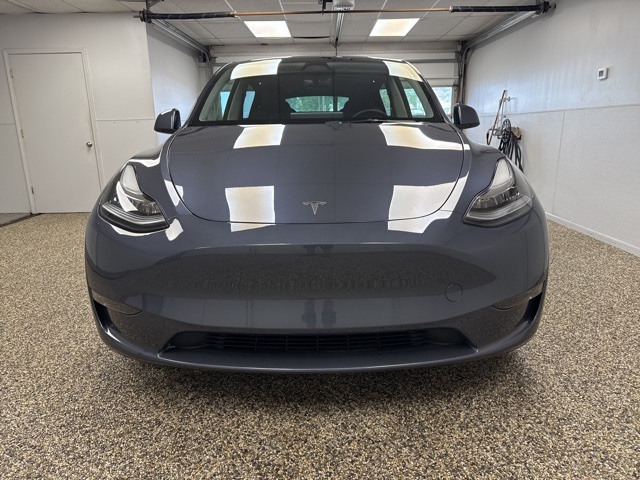 2023 Tesla Model Y Long Range photo 2