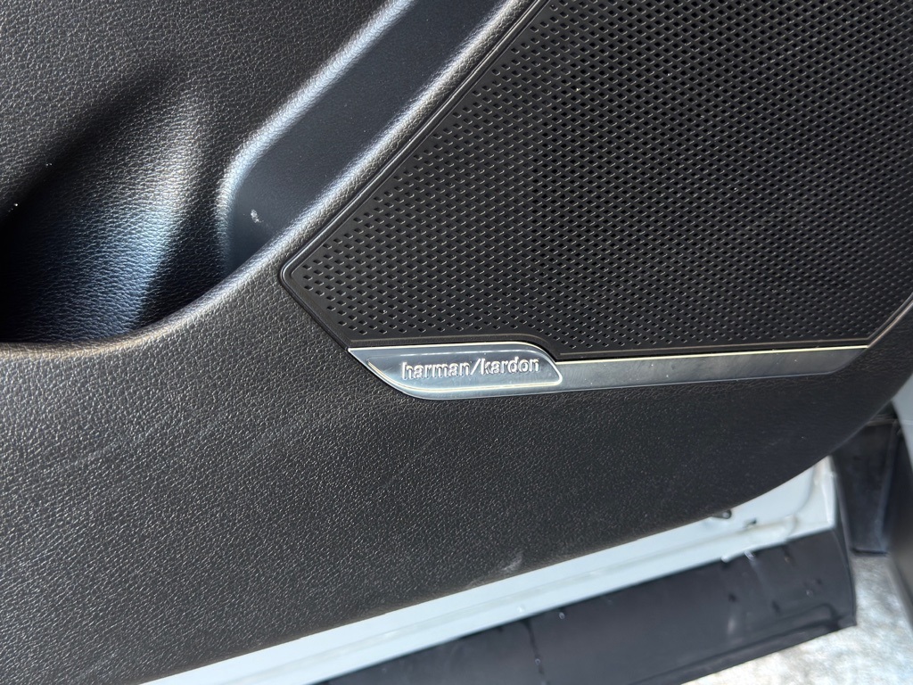 2025 Kia Sportage SX-Prestige - 9