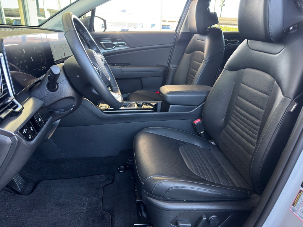2025 Kia Sportage SX-Prestige - 11