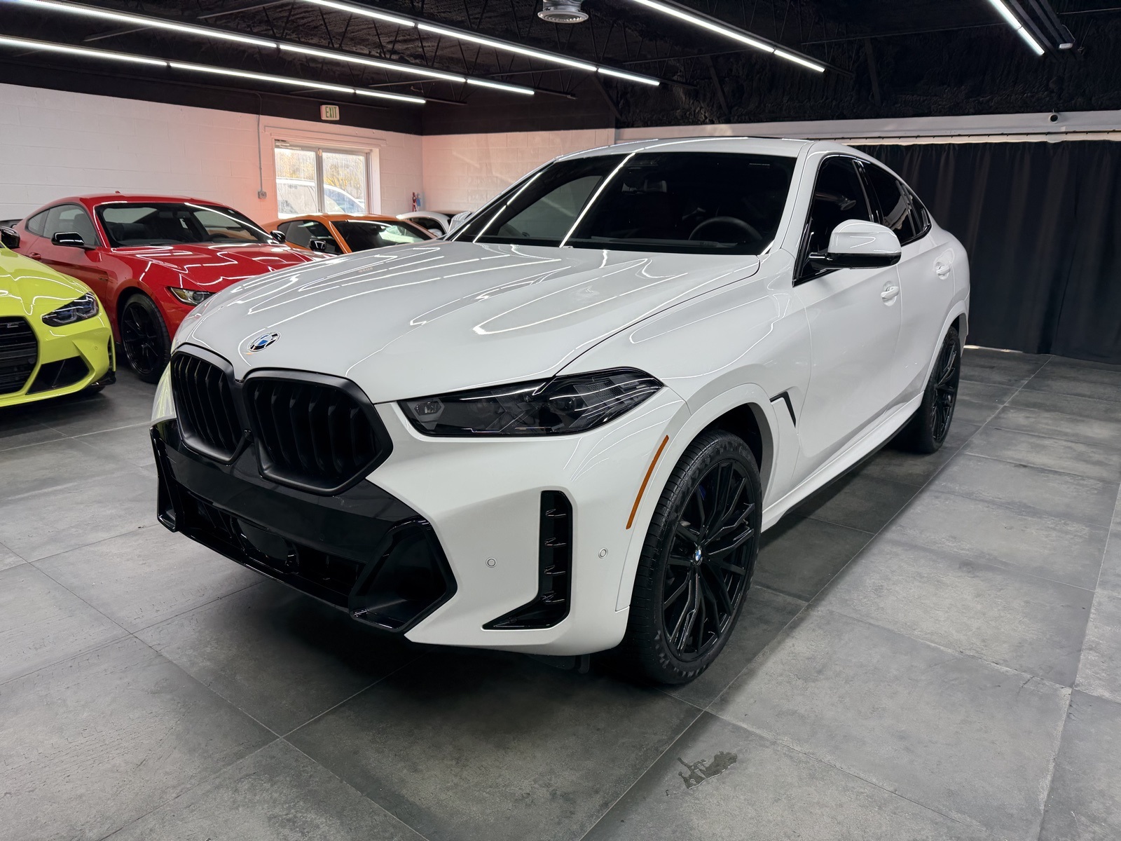 2024 BMW X6 xDrive40i AWD