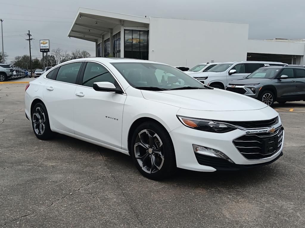 2024 Chevrolet Malibu LT with 1LT FWD